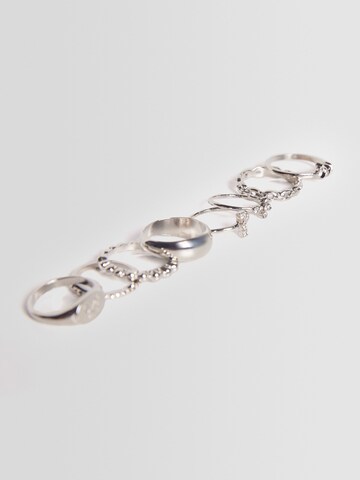 Bershka Ring in Silber
