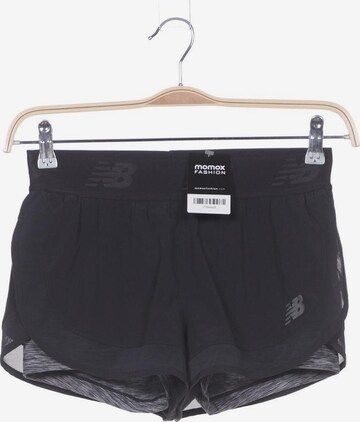 new balance Shorts in S in Black: front