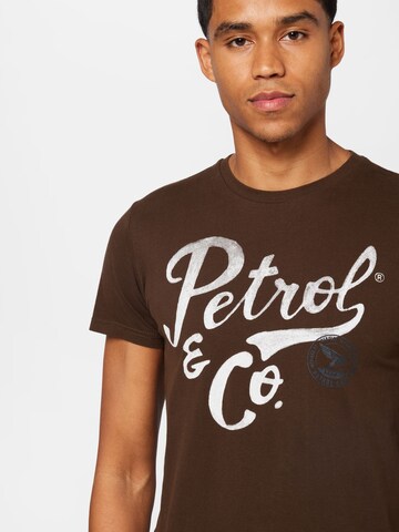 Petrol Industries T-Shirt in Braun