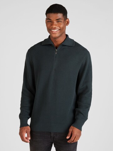 Wemoto Sweater in Green: front