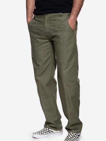 King Kerosin Regular Chino Pants in Green