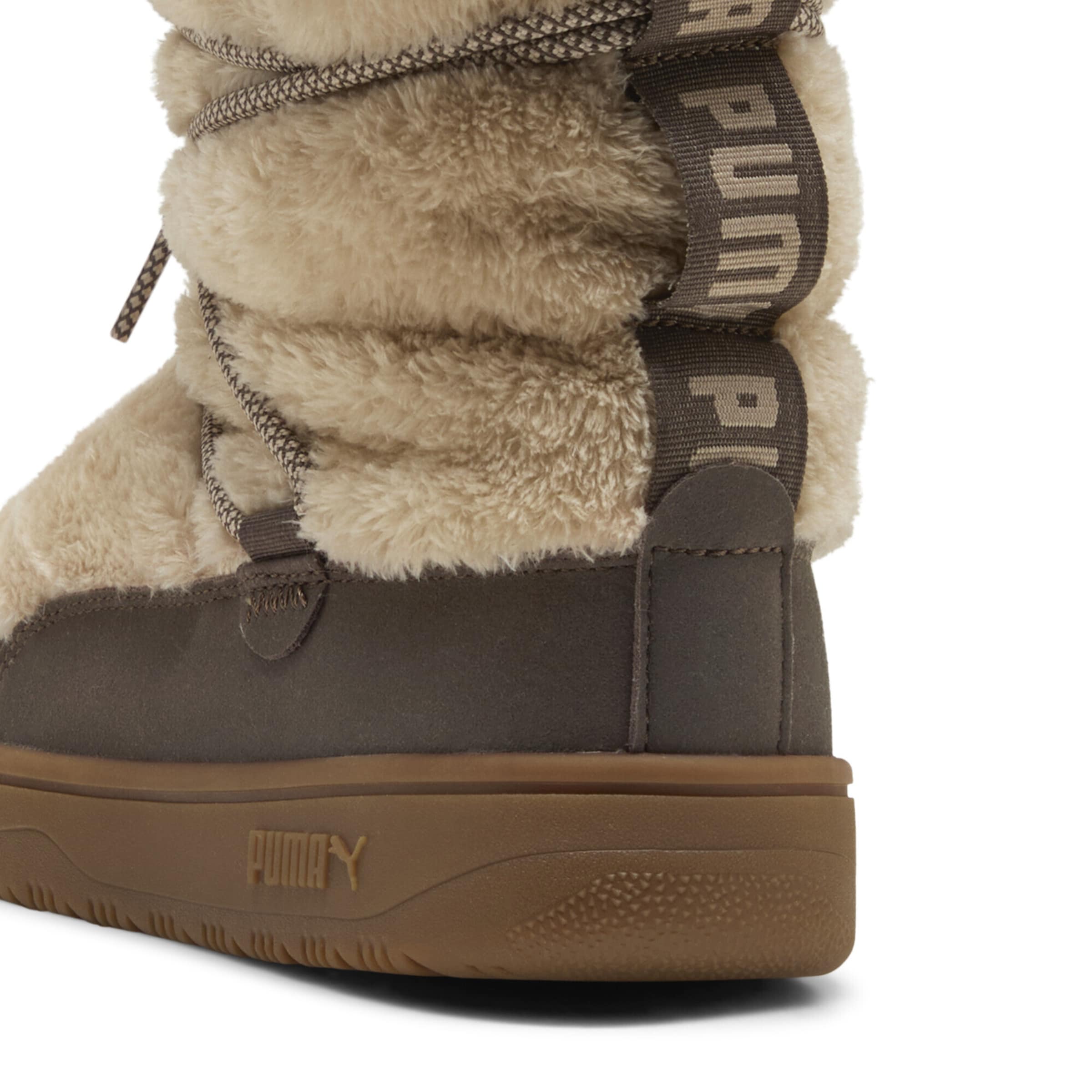 Bocanci de zăpadă 'Snowbae Suede' de la PUMA pe bej