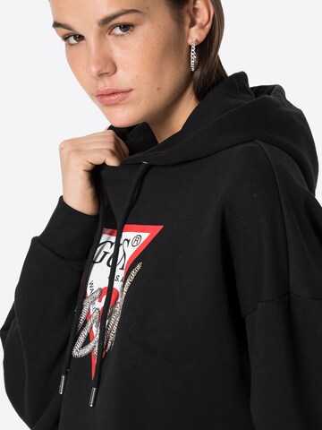 GUESS Sweatshirt in Schwarz