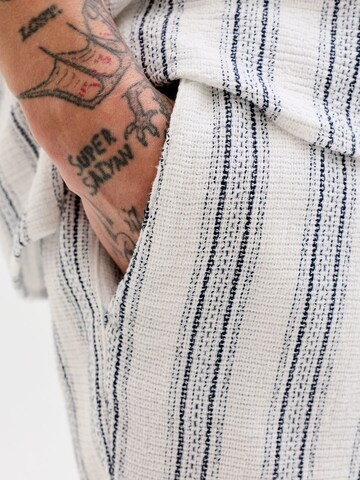 Loosefit Pantalon JACK & JONES en blanc