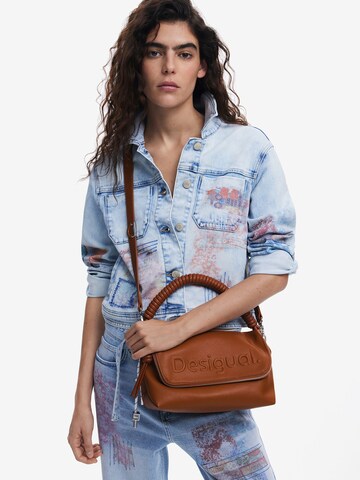 Sacs à main Desigual en marron : devant