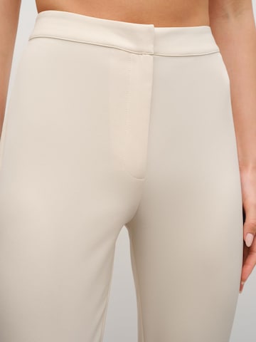 RÆRE by Lorena Rae Flared Pants 'Tall' in White
