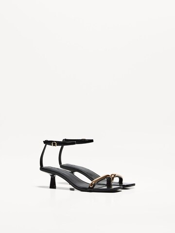 Sandales à lanières Bershka en noir