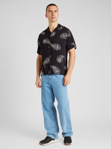 JACK & JONES Comfort Fit Skjorte 'JEFF' i sort