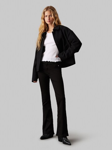Calvin Klein Jeans Flared Jeans in Schwarz