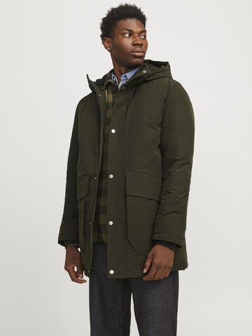 JACK & JONES Winter parka 'JJETrek' in Green: front