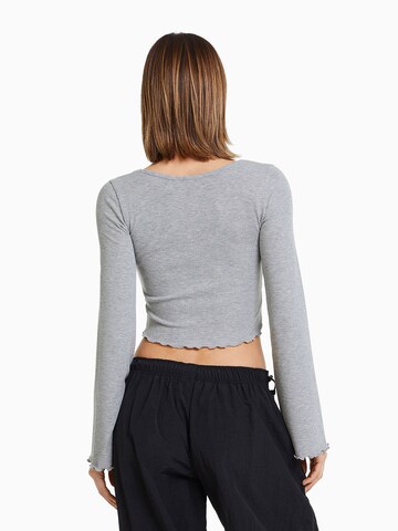 Bershka Shirt in Grau