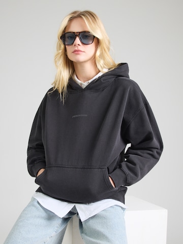 Bluză de molton 'ATNA' de la Pegador pe negru: față