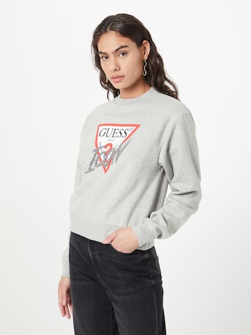 GUESS Sweatshirt in Grey: front