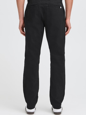 !Solid Regular Chino 'CADEN' in Zwart