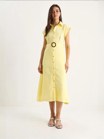 Robe-chemise Bianco Lucci en jaune : devant