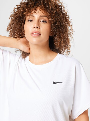 Maglia funzionale 'Victory' di Nike Sportswear in bianco