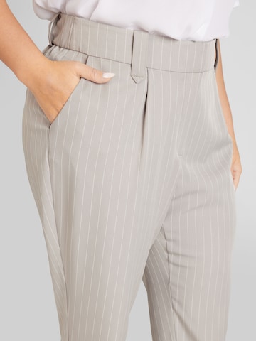 Vero Moda Curve Tapered Pleat-Front Pants 'WENDY' in Grey