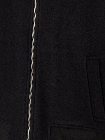 Pull&Bear Jacke in Schwarz