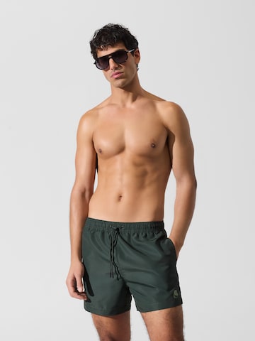 žalia Karl Lagerfeld Maudymosi šortai 'Kameo': priekis