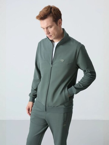 Tommy Life Jogginganzug in Grün