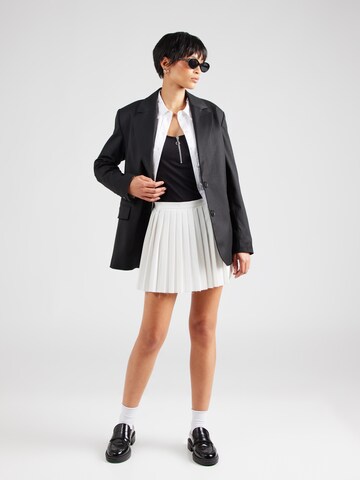 ABOUT YOU Body 'Leoni' in Schwarz