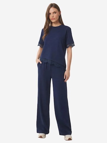 Pantalons de tailleur Happiness İstanbul en bleu : devant