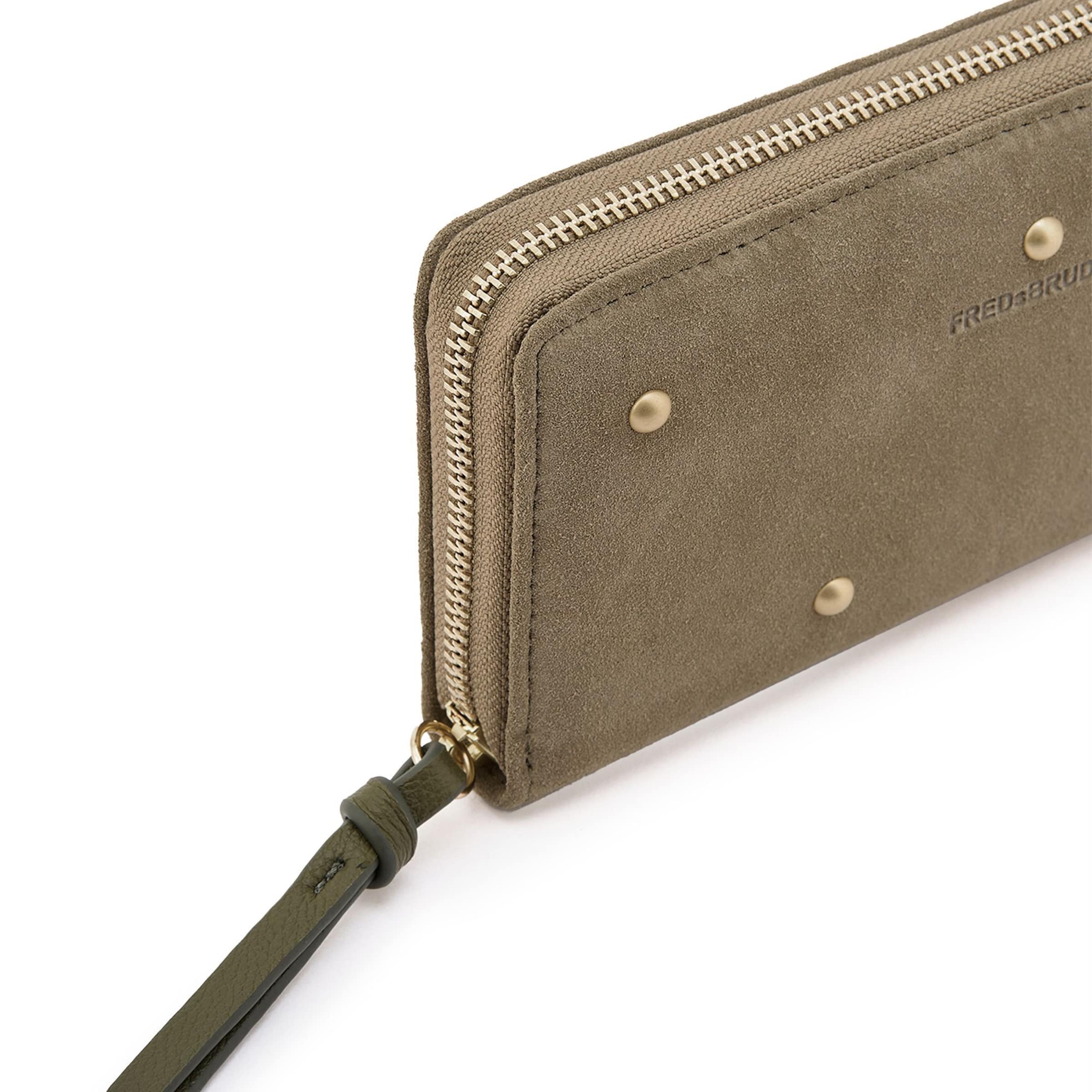 Porte-monnaies 'The Beaded One' FREDsBRUDER en vert