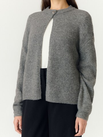 Cardigan 'YASEnya' YAS en gris