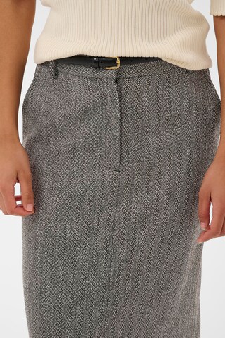 SOAKED IN LUXURY - Falda 'SLNanine' en gris