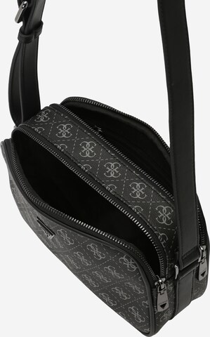 Sac à bandoulière 'VEZZOLA' GUESS en noir