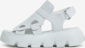 Sandales CESARE GASPARI en blanc : devant