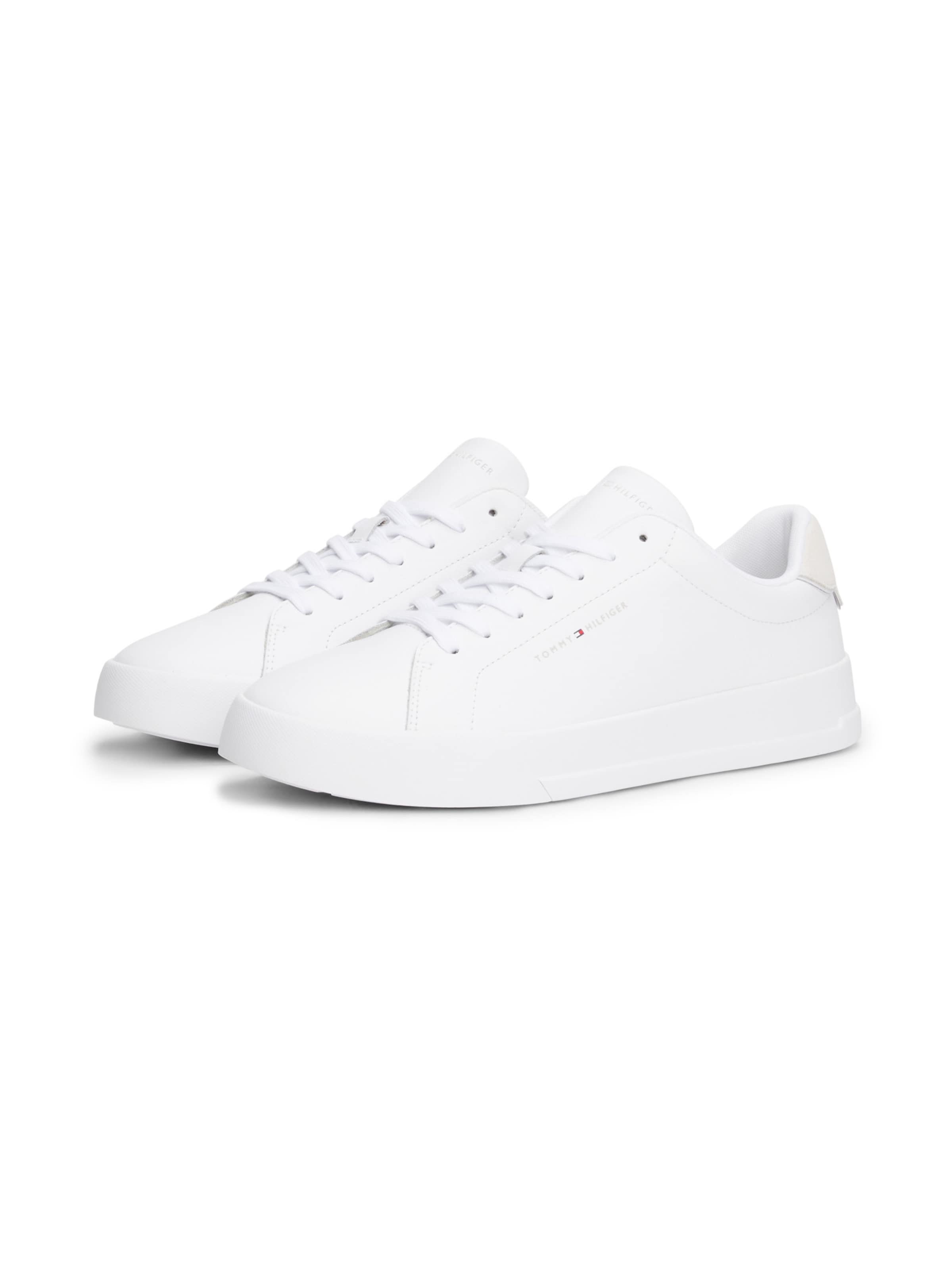 TOMMY HILFIGER Σνίκερ χαμηλό 'Court Ess' σε λευκό