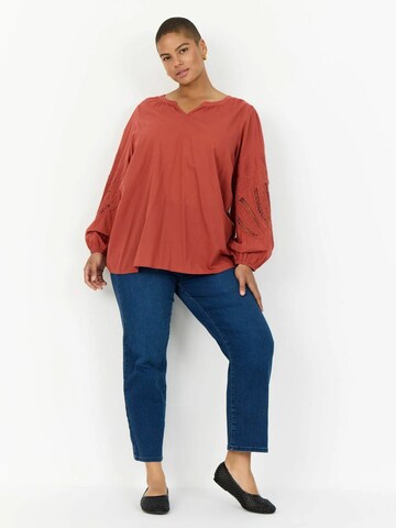 Wasabi Concept Paita värissä punainen