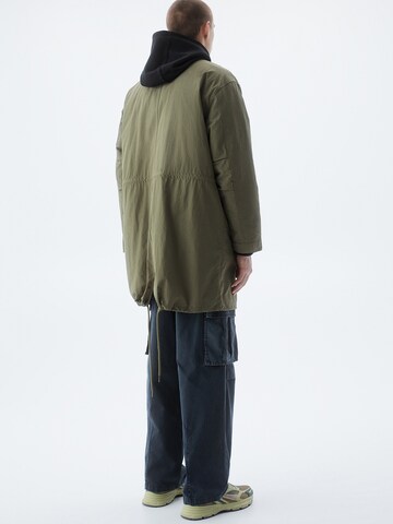 Pull&Bear Between-Seasons Parka in Green