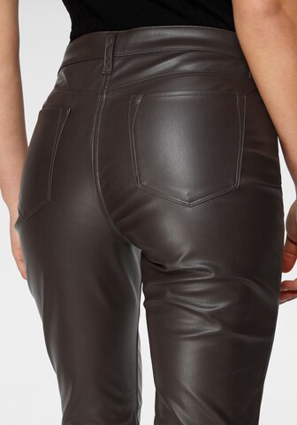 MAC Slimfit Broek in Bruin