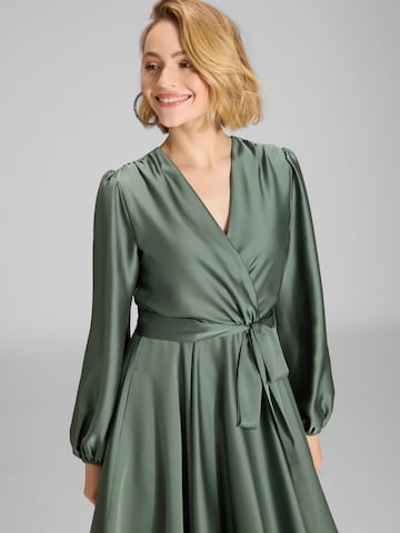 SWING Рокля за коктейл в зелено