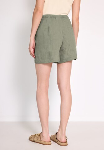 Street One Studio Loosefit Shorts in Grün