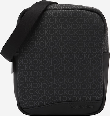 Calvin Klein - Bolso de hombro en negro: frente