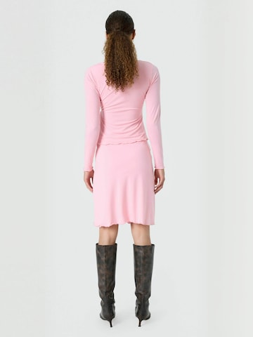 Résumé Tričko ' MoniqueRS ' – pink: zadní strana
