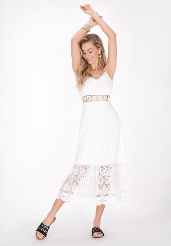 IZIA - Vestido em branco