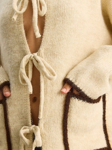 Giacchetta 'Strickjacken' di Bianco Lucci in beige