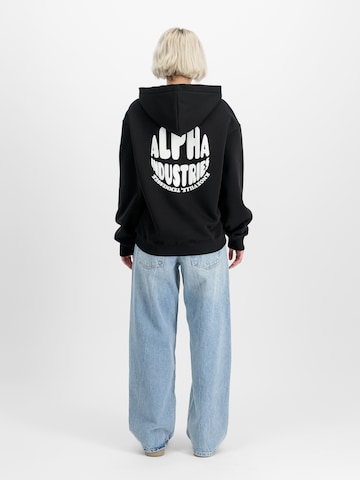 ALPHA INDUSTRIES Hoodie in Schwarz