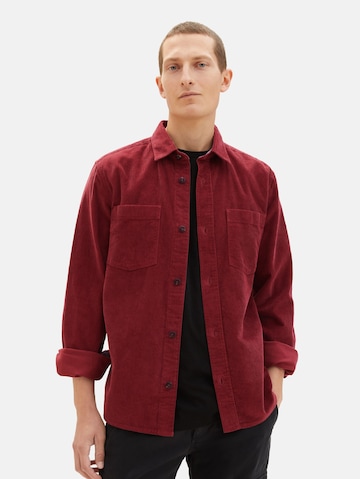 TOM TAILOR - Comfort Fit Camisa em vermelho