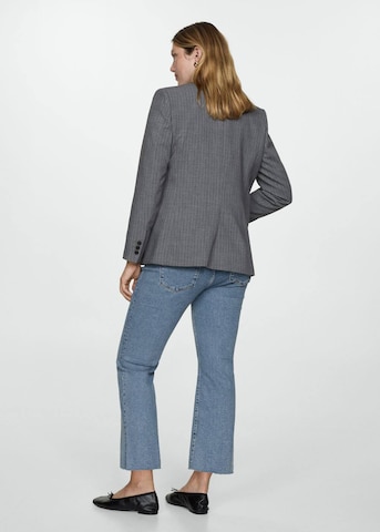 MANGO Flared Jeans in Blau