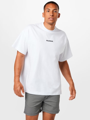 T-Shirt 'Olli' Youman en blanc : devant