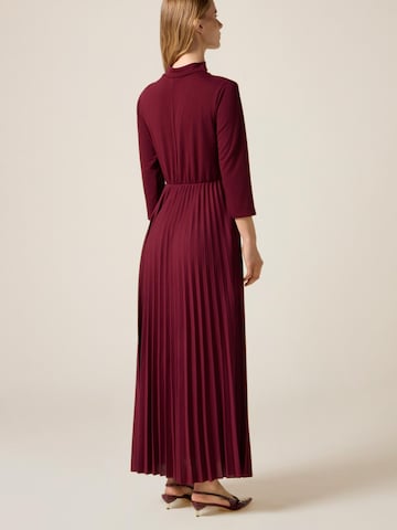 oltre - Vestido en rojo