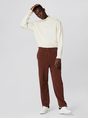 Loosefit Pantalon 'Milo' Sinned x ABOUT YOU en marron