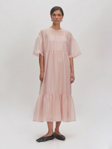 EDITED Dress 'Pia' in Pink