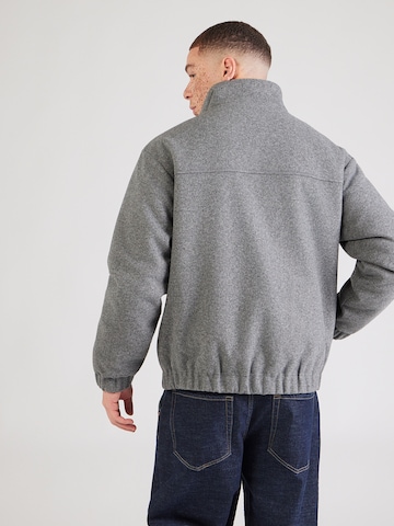 Tommy Jeans Přechodná bunda 'ESSENTIAL' – šedá