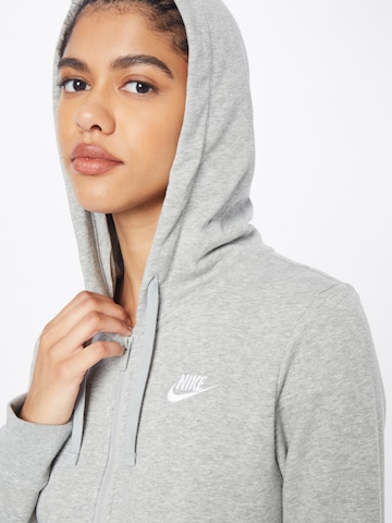 Nike Sportswear Sweat jacket 'Club Fleece' in Grey